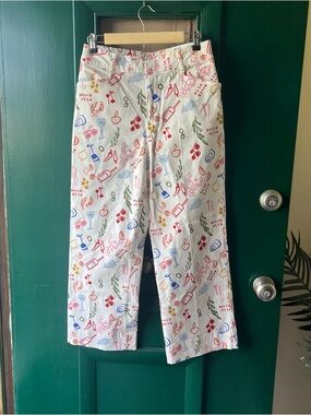 bagatelle White Capris with Red and Pink Graphic Design